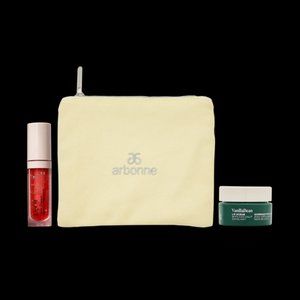 BRAND NEW (with tags) Arbonne Holiday 2021 Lip Kit (Lip Scrub & Tinted Lip Serum